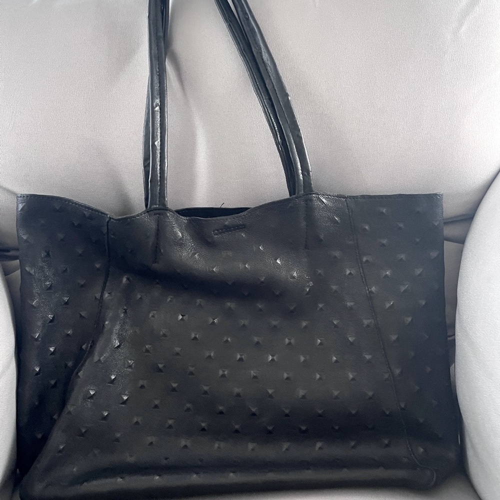 Medium Tote - Soft Lightweight Smooth Italian Leather Everyday Work Tote
